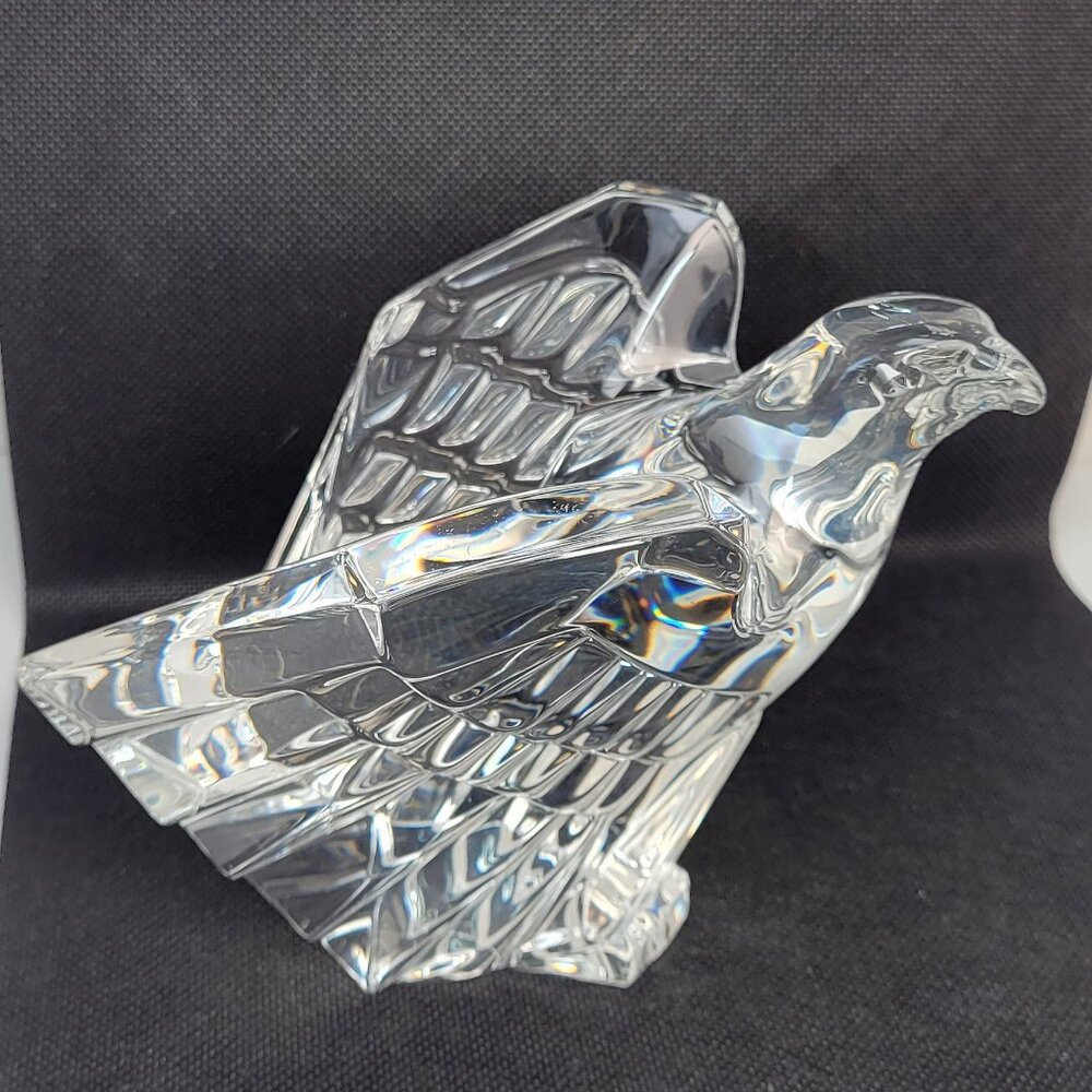Steuben Eagle Crystal Glass Sculpture Designed by Donald Pollard 4.25" High